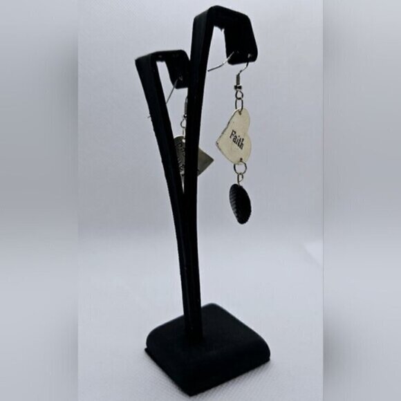Heart Shape Dangle Earrings. Faith / I am Blessed - Picture 4 of 4
